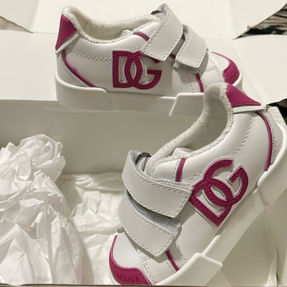 Dolce & Gabbana Toddler Shoe . Size 20 (5 US Size)